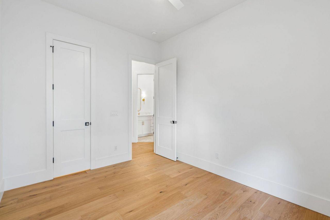 1160 Blakeway Street Photo 48