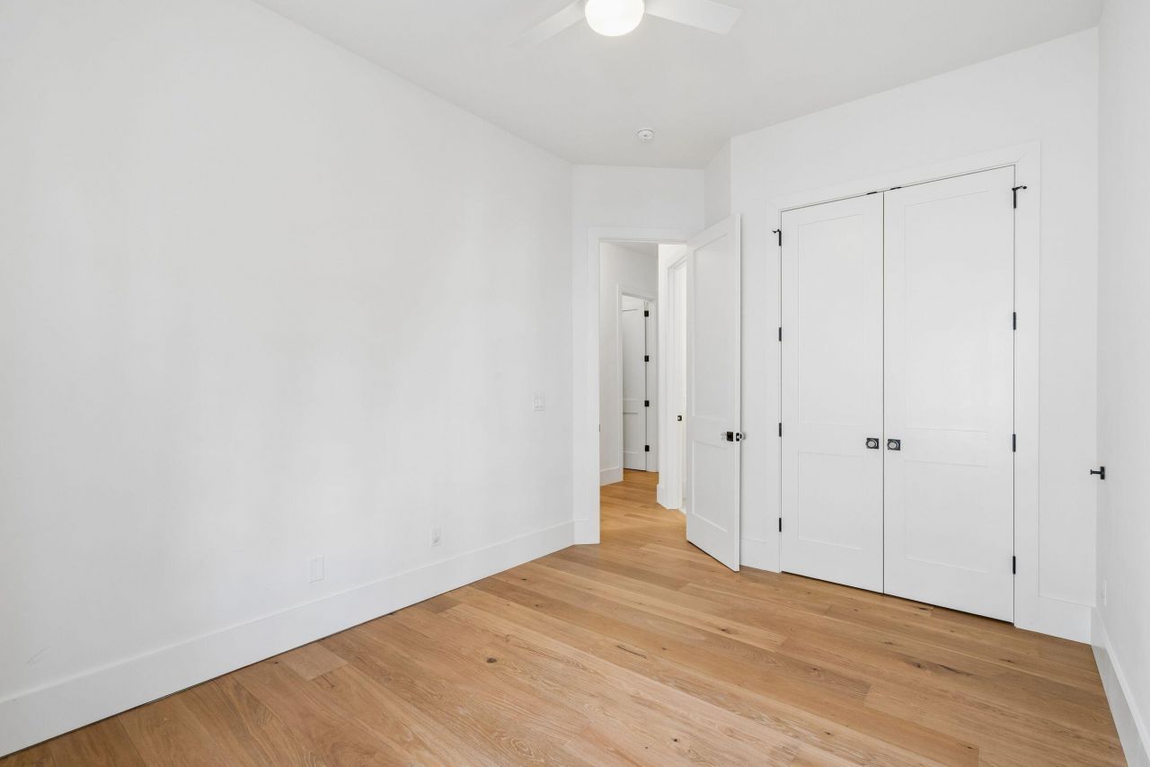 1160 Blakeway Street Photo 50