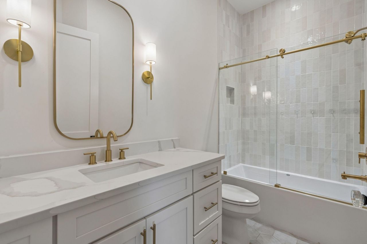 1160 Blakeway Street Photo 51