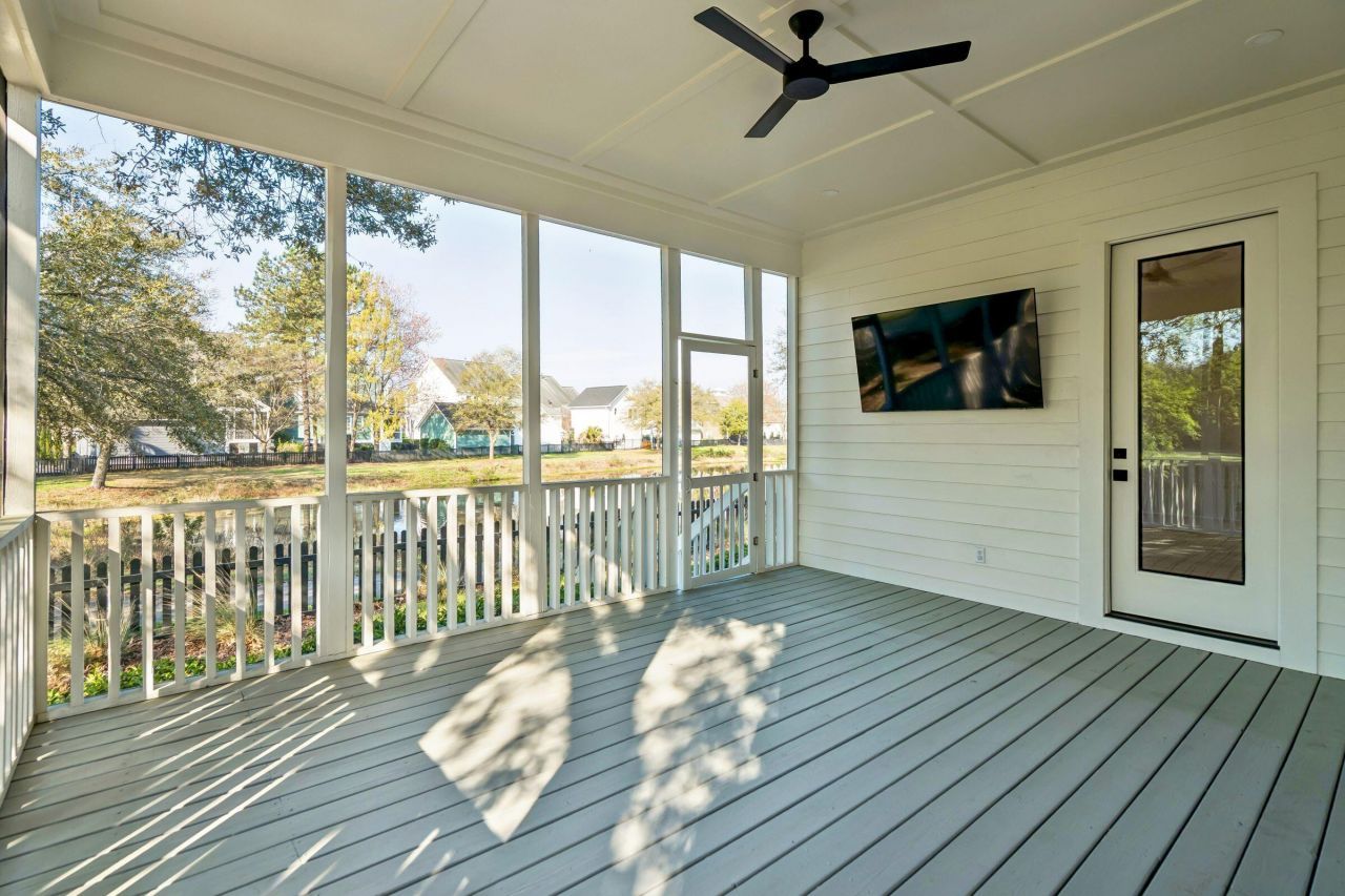 1160 Blakeway Street Photo 60