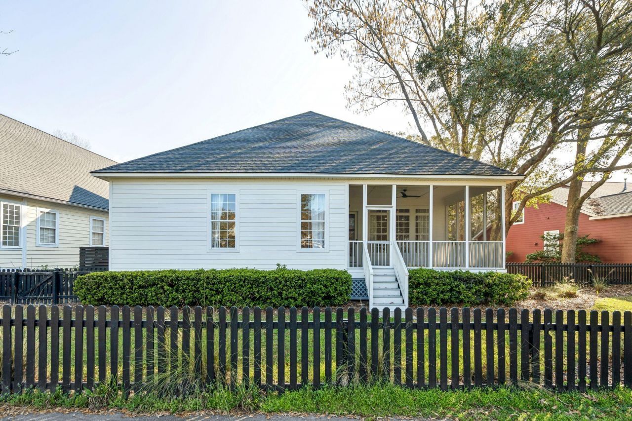 1160 Blakeway Street Photo 64