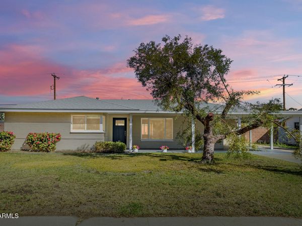 3930 E OAK Street, Phoenix, AZ 85008