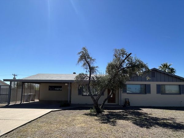 101 E Papago Drive E, Tempe, AZ 85288