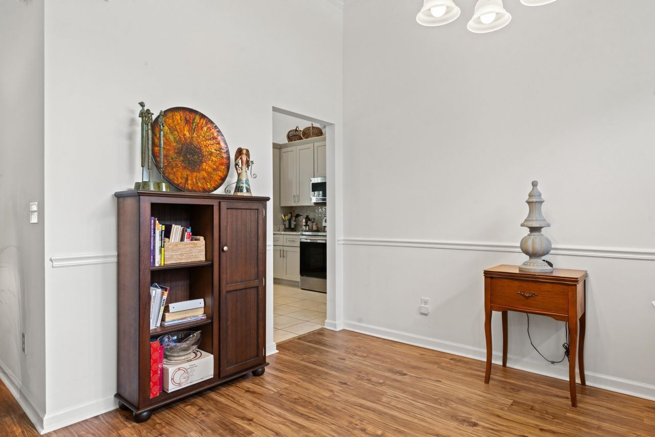 673 Tidal Point Ln. Photo 9