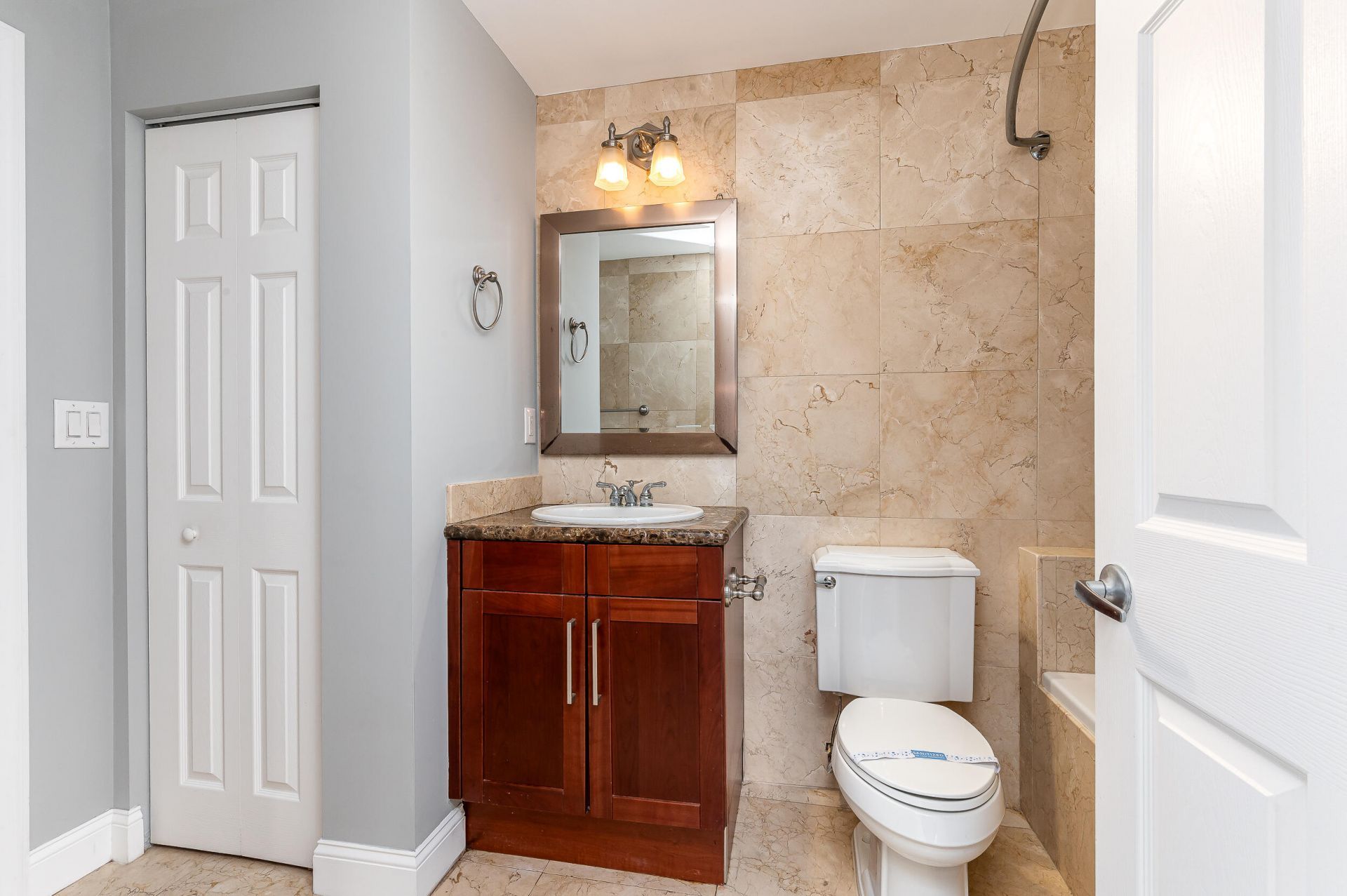 486 SW 5th Street, Fort Lauderdale, FL 33315 Photo