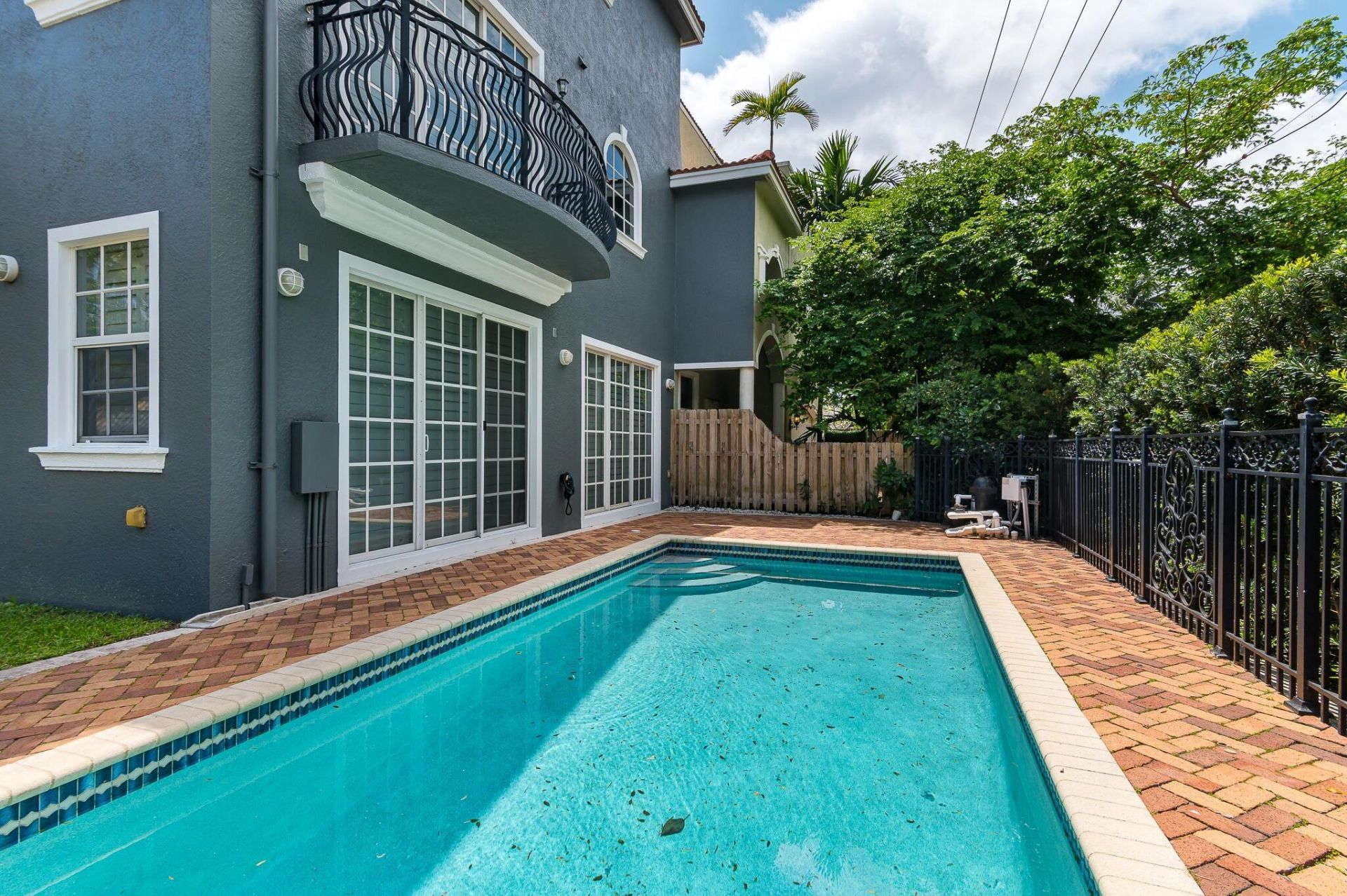 486 SW 5th Street, Fort Lauderdale, FL 33315 Photo