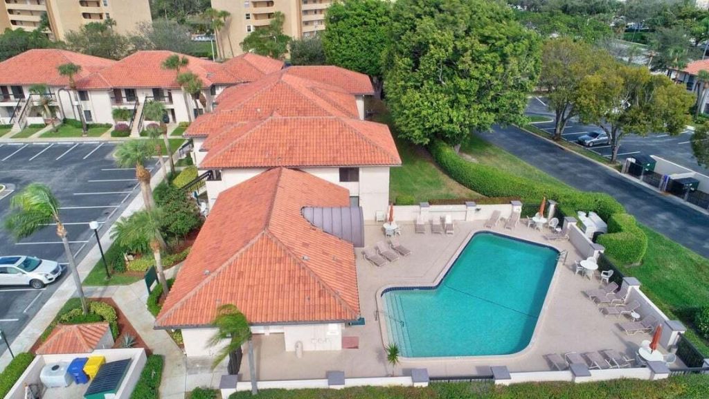400 Club Circle, Boca Raton, FL 33487 Photo