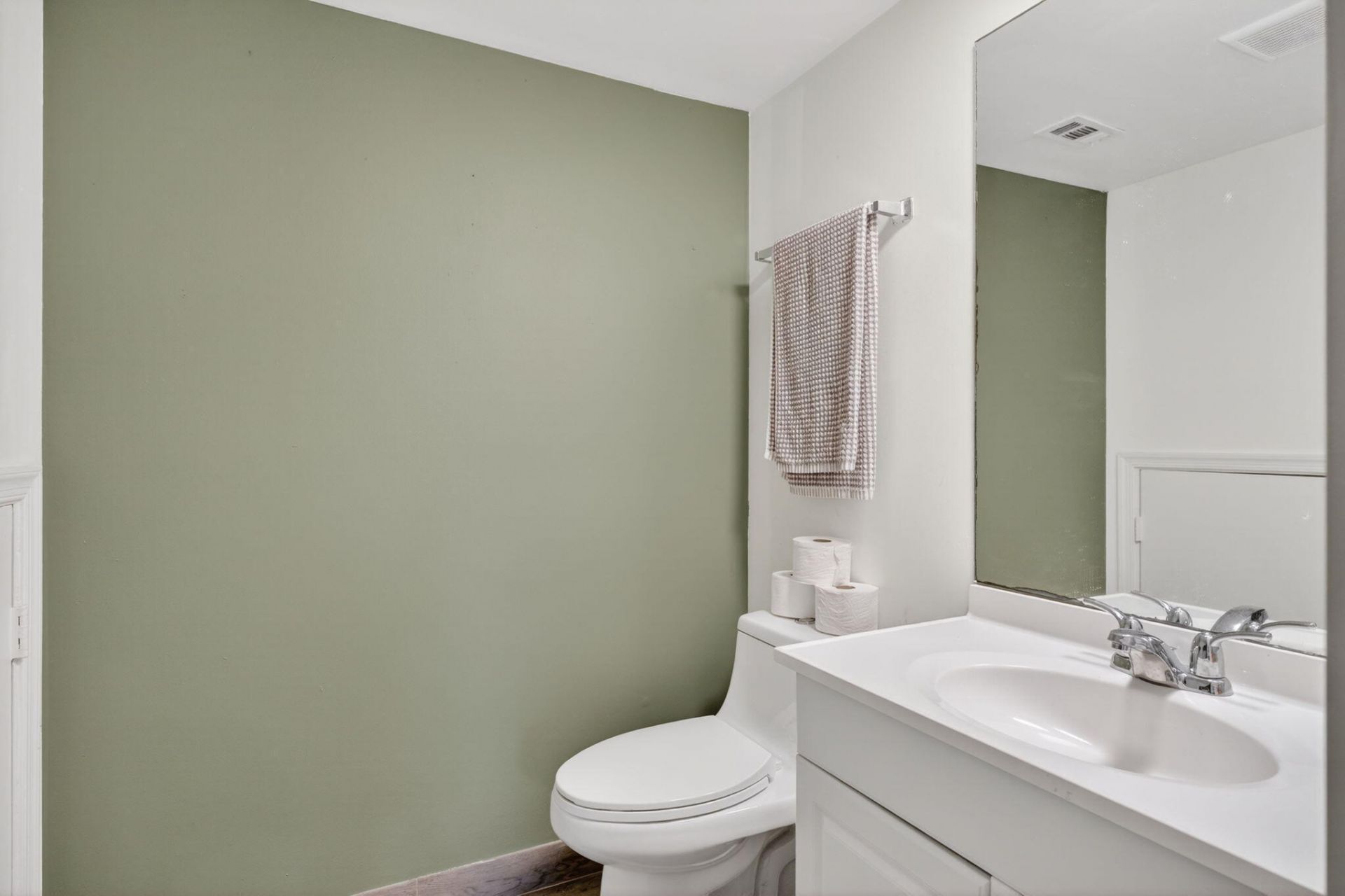 110 N Delaware Boulevard, Unit 10c, Jupiter, FL 33458 Photo