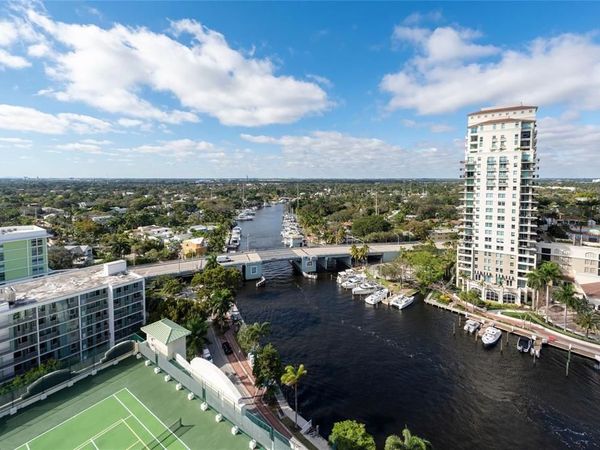 401 SW 4th Avenue, Unit 1702, Fort Lauderdale, FL 33315