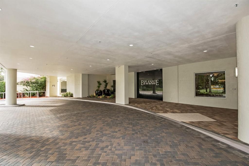 401 SW 4th Avenue, Unit 1702, Fort Lauderdale, FL 33315 Photo