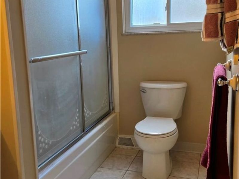 2319 Green Acres Drive, Parma, OH 44134 Photo 17