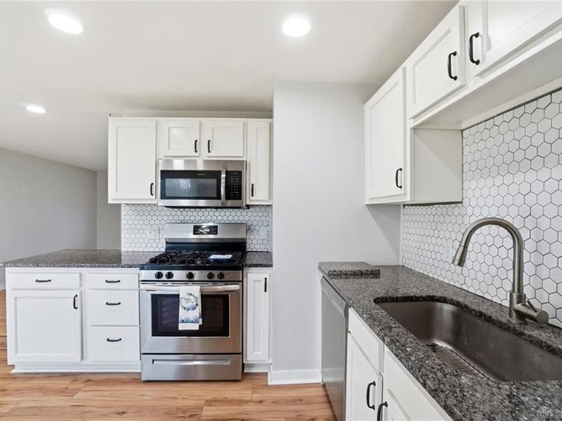 2703 Tihart Way, Beavercreek, OH 45430 Photo 11