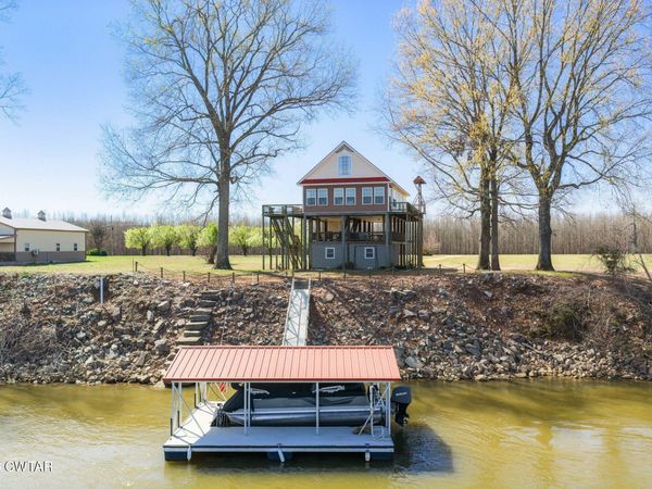 1046 Scenic Lane, Bath Springs, TN 38311