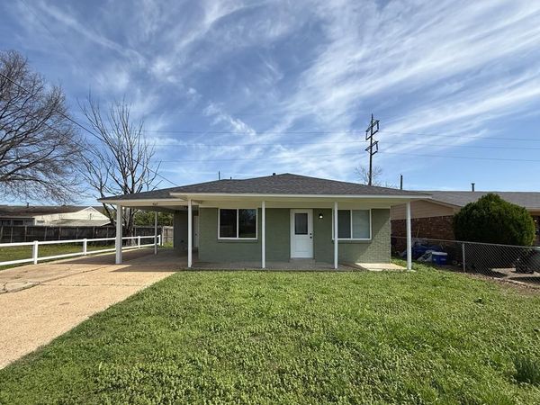 902 Winchell Drive, West Memphis, AR 72301