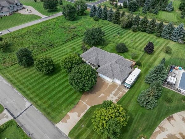 2631 Hawk Hill Lane SW, Rochester, MN 55902