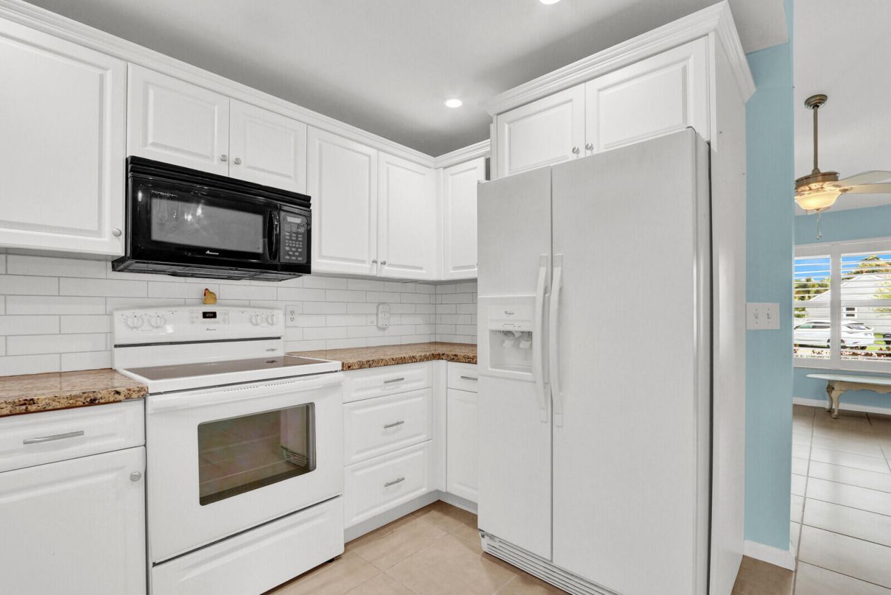 129 Village Circle, Jupiter, FL 33458 Photo