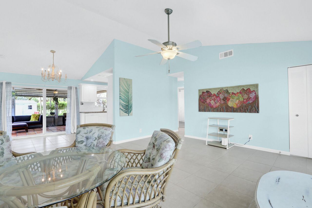 129 Village Circle, Jupiter, FL 33458 Photo