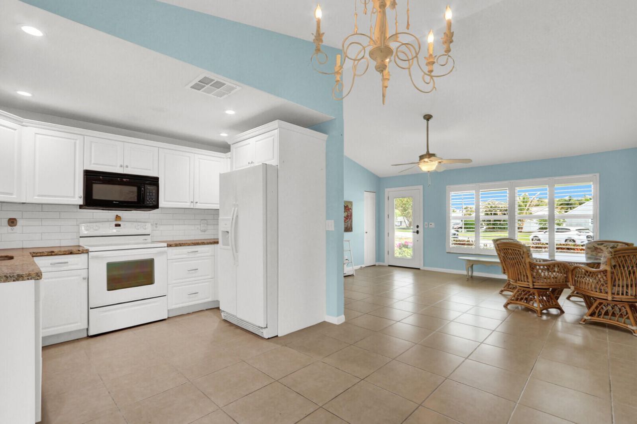 129 Village Circle, Jupiter, FL 33458 Photo