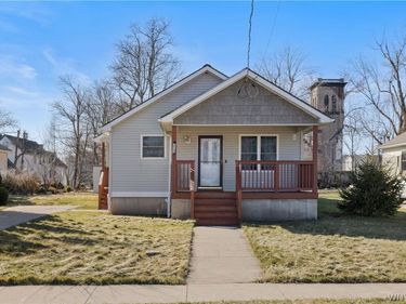 98 Fox Street, Buffalo, NY 14212