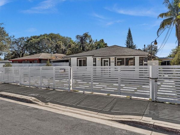 3354 NW 50th St , Unit 4, Miami, FL 33142