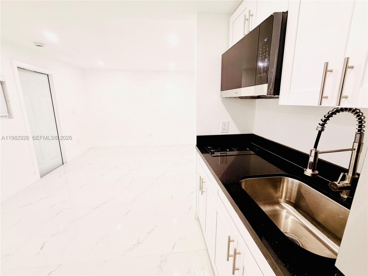 3354 NW 50th St , Unit 4, Miami, FL 33142 Photo