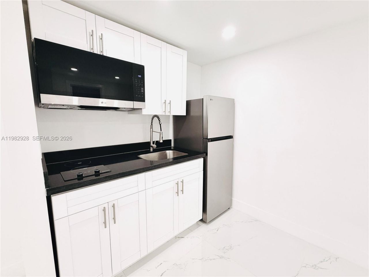 3354 NW 50th St , Unit 4, Miami, FL 33142 Photo