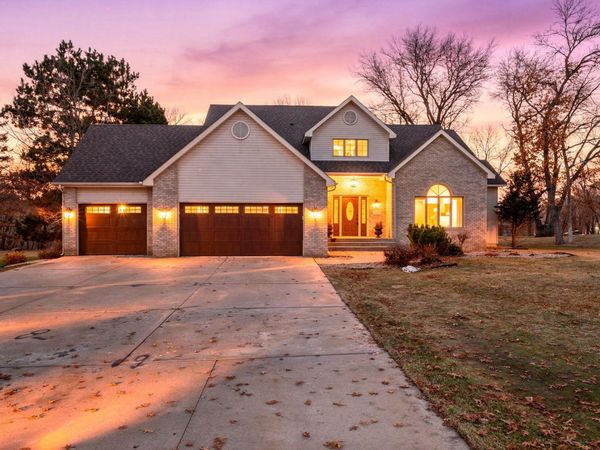 2465 E Rum River Drive S, Cambridge, MN 55008