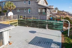 472 Myrtle Ave.  photo 4