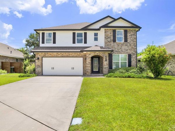 4809 Fish Hawk Ct, Pensacola, FL 32507