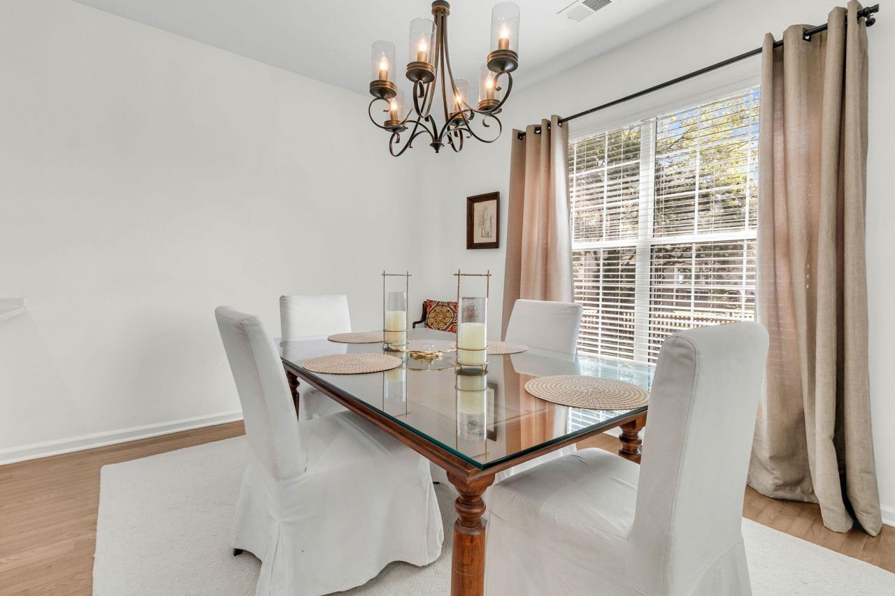 2447 Bergeron Way Photo 11