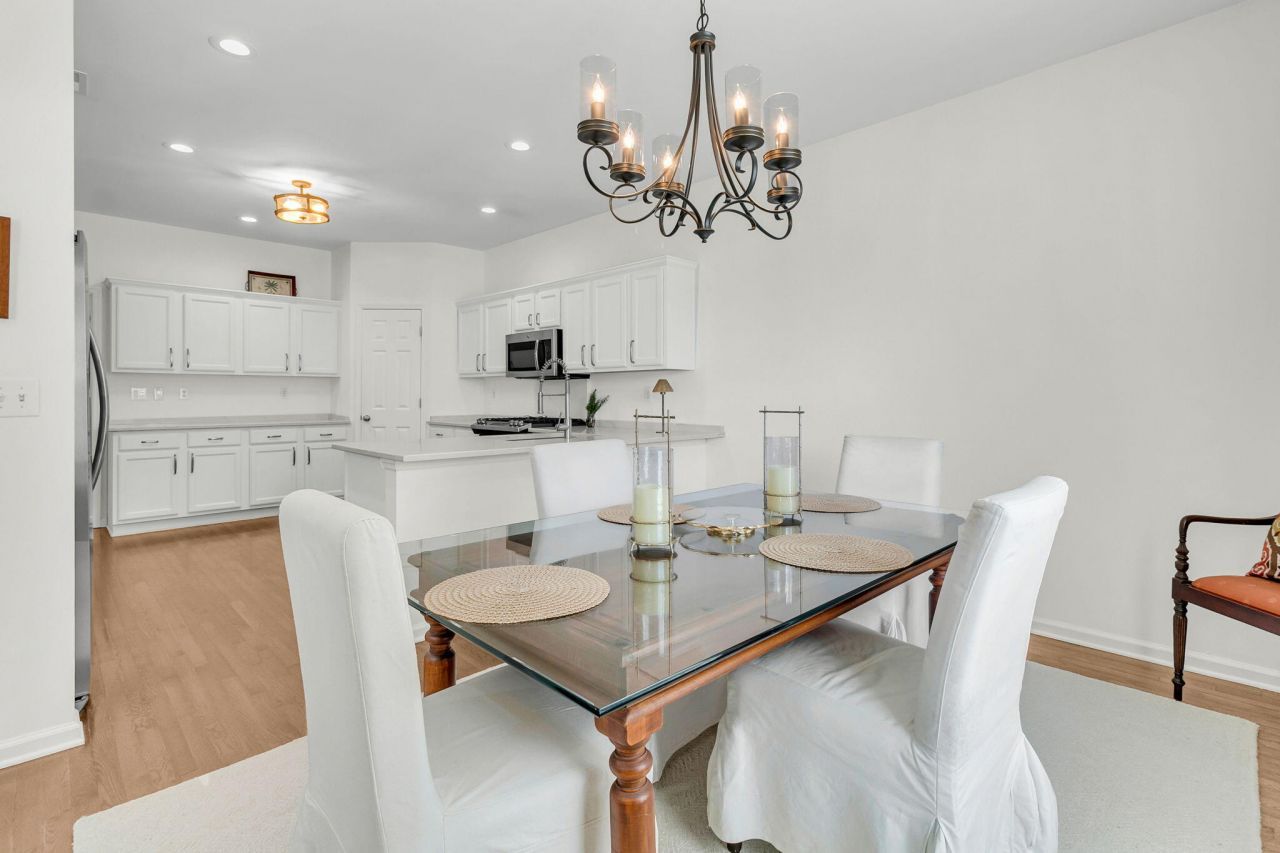 2447 Bergeron Way Photo 12