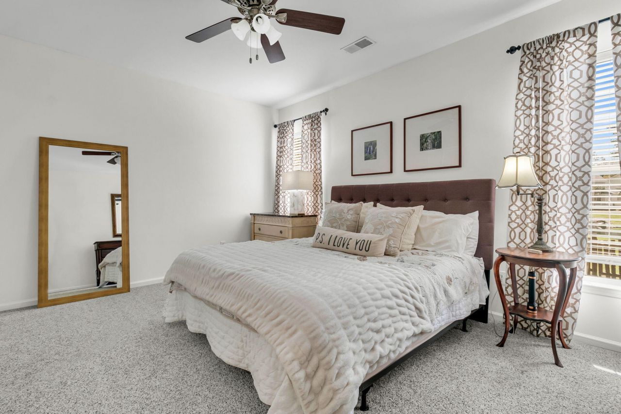 2447 Bergeron Way Photo 18