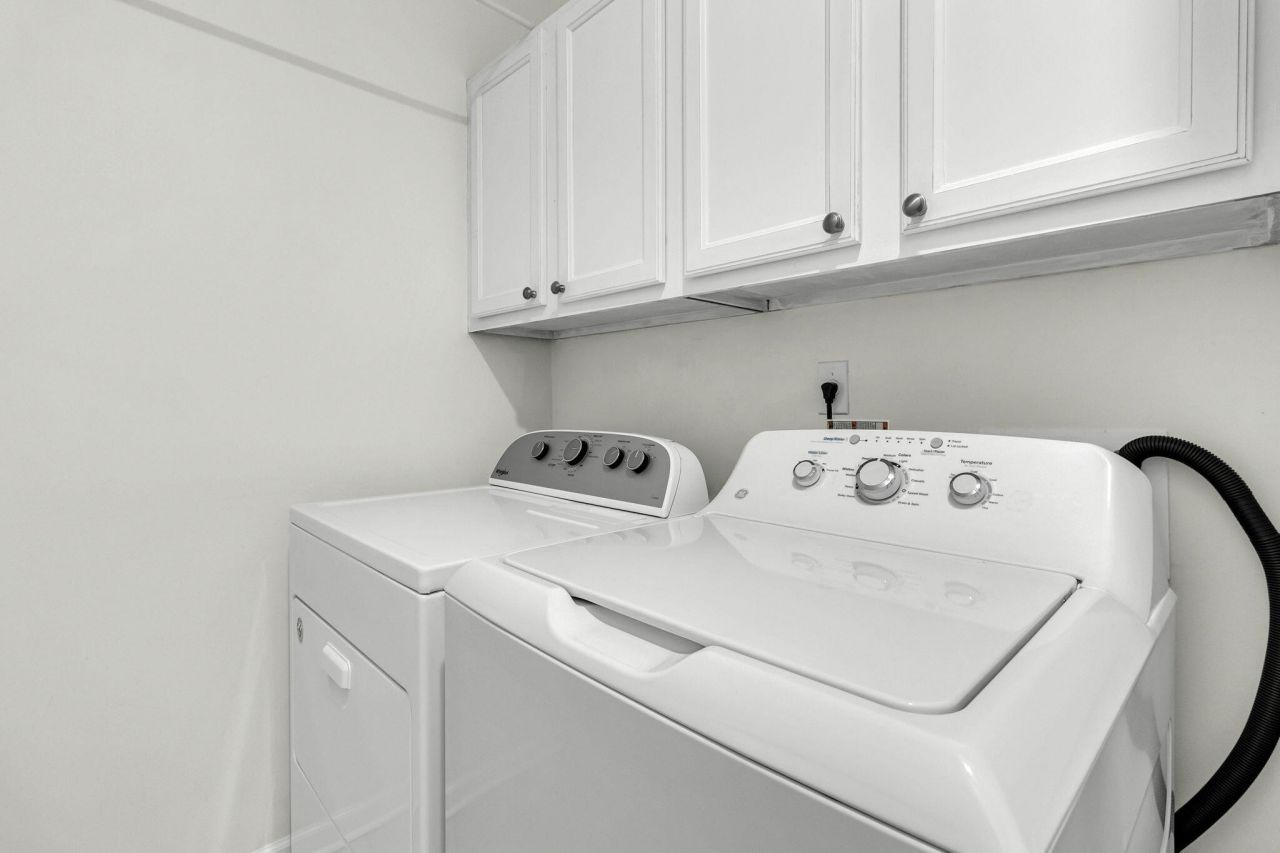 2447 Bergeron Way Photo 29