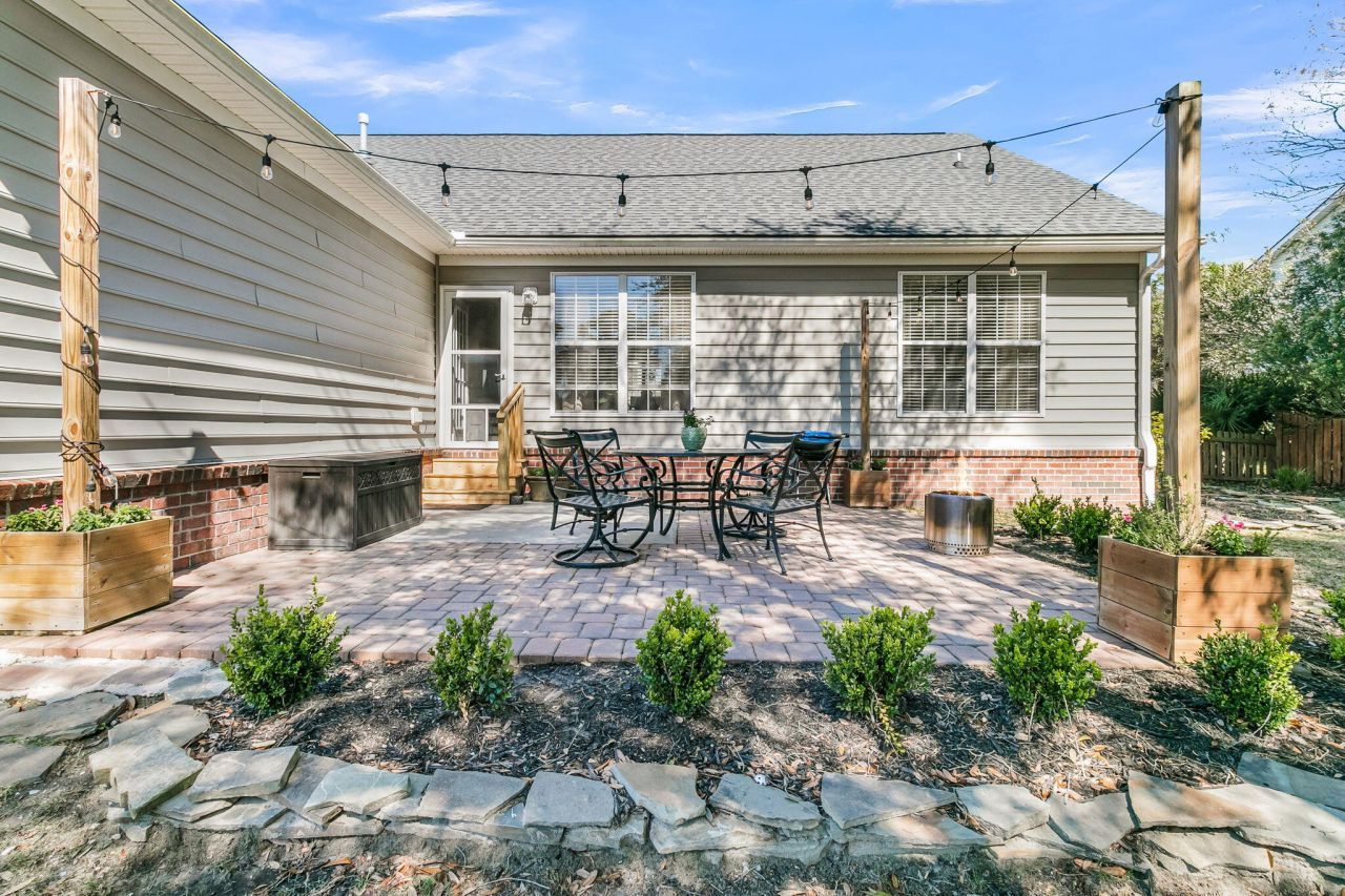 2447 Bergeron Way Photo 30