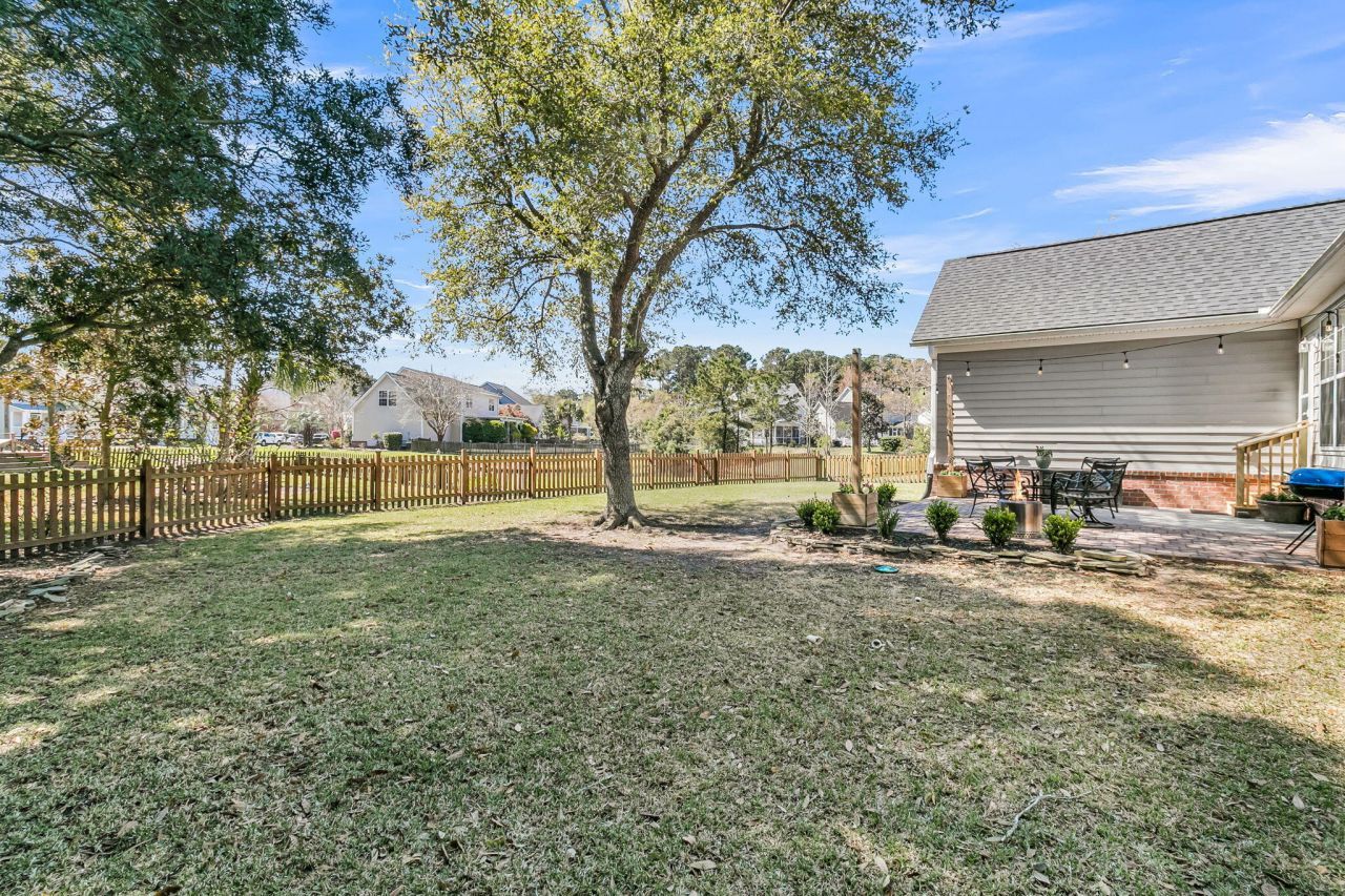 2447 Bergeron Way Photo 34