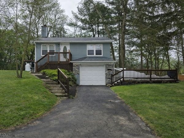 36 Chatham Rd, West Milford, NJ 07421