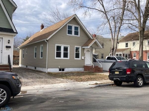 54 Thomas St, Bloomfield, NJ 07003