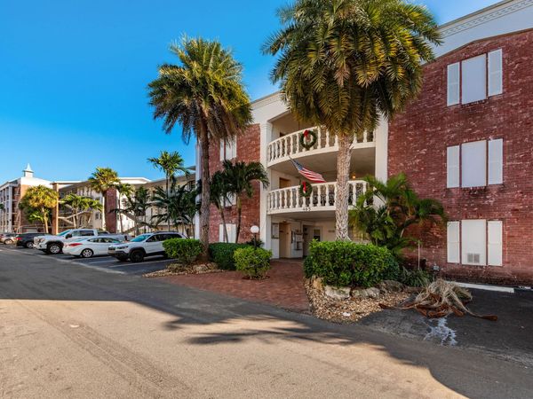 465 Paradise Isle Boulevard, Unit 305, Hallandale Beach, FL 33009