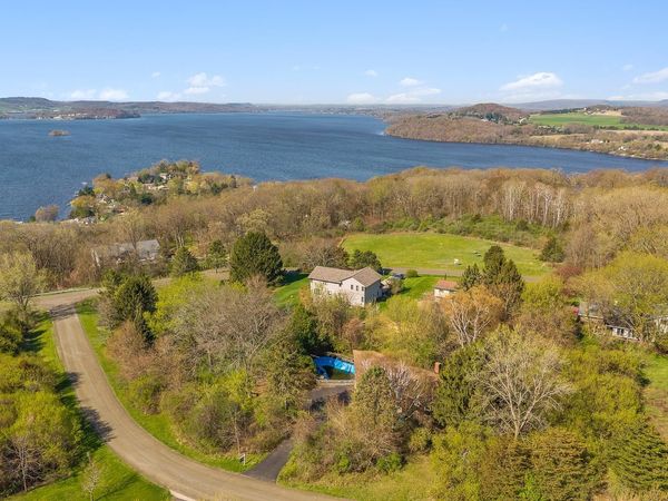 N3581 Skyhigh Road, Poynette, WI 53955