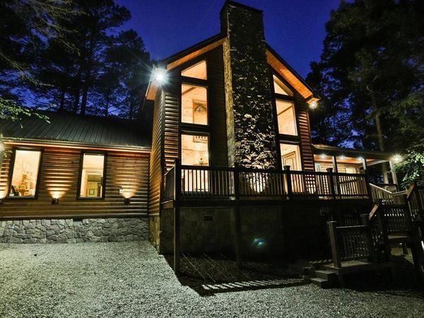 3 Flameleaf Lane, Hochatown, OK 74728