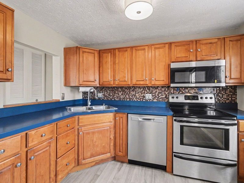 3060 Featherstone Drive, Burlington, KY 41005 Photo 13