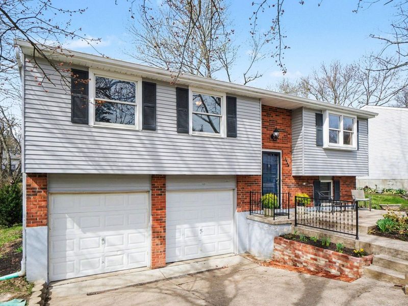 3060 Featherstone Drive, Burlington, KY 41005 Photo 2