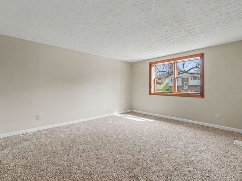 3060 Featherstone Drive, Burlington, KY 41005 Photo 21