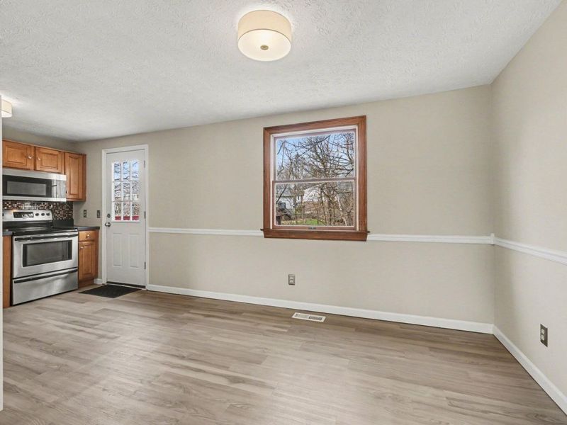 3060 Featherstone Drive, Burlington, KY 41005 Photo 4