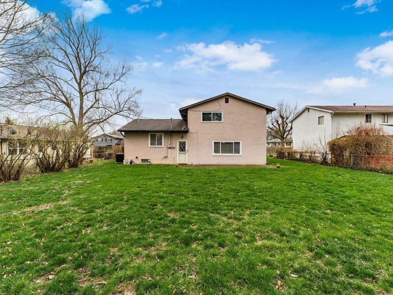 5226 Lindora Drive , Columbus, OH 43232 Photo 26