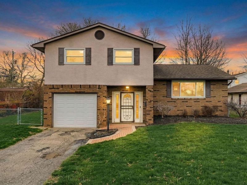 5226 Lindora Drive , Columbus, OH 43232 Photo 28