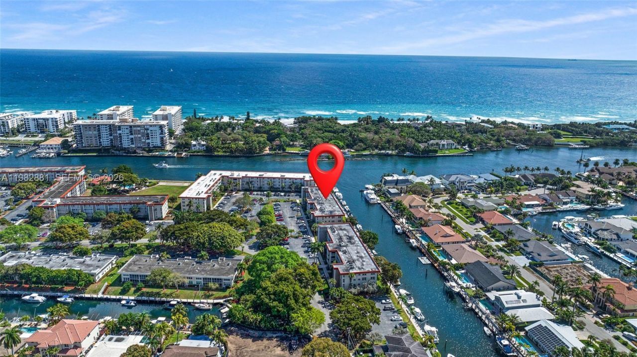 3050 NE 48th Ct, Unit 401, Lighthouse Point, FL 33064 Photo