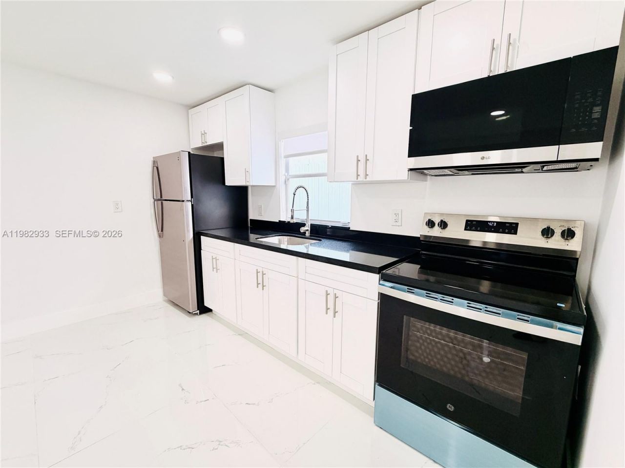 3354 NW 50th St , Unit 3, Miami, FL 33142 Photo