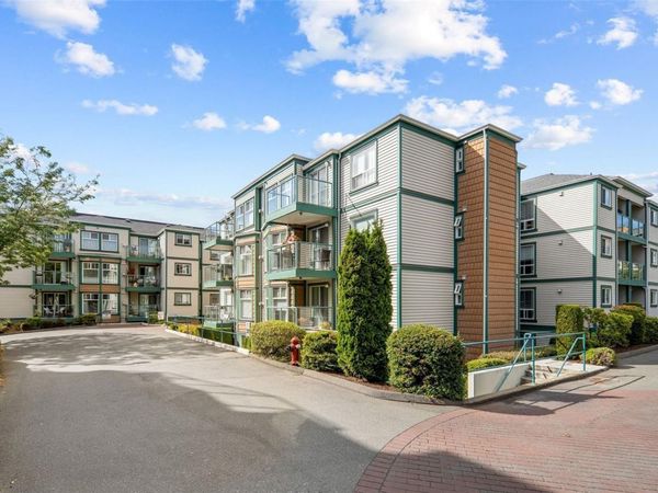 894 Vernon Ave , Unit 412, Saanich, BC V8X 2W6