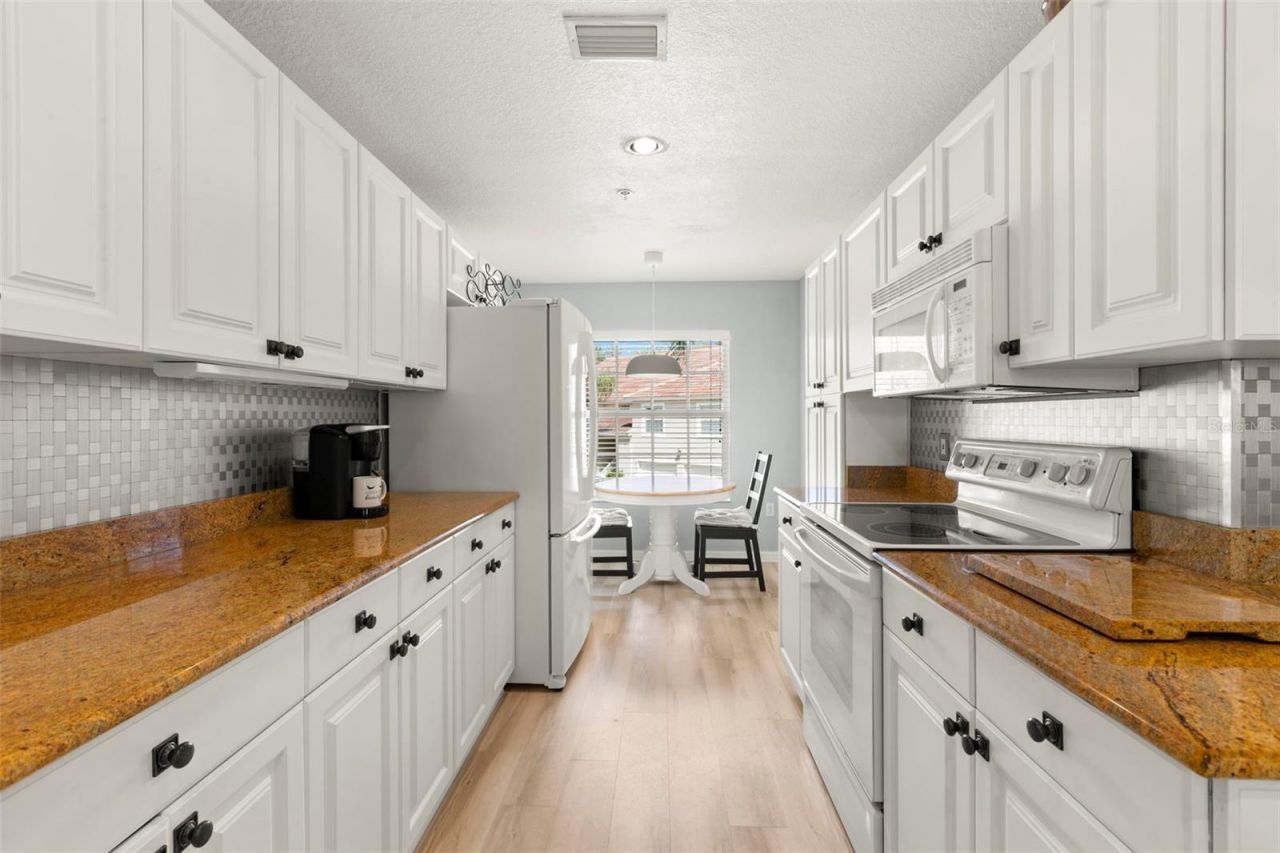 6758 Fairview Terrace, Bradenton, FL 34203 Photo